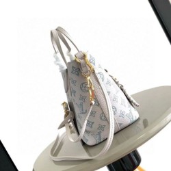 Replica di lusso Qualità superiore replica tote Louis Vuitton Blossom PM M12088 Imitazioni Cloni Qualità superiore replica tote Louis Vuitton Blossom PM M12088 firmate