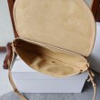Borsa Celine Halfmoon piccola morbida Triomphe albicocca