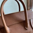 Borsa tote a spalla media Luggage Celine morbida pelle di agnello lucida marrone