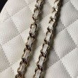 Zaino Chanel Mini Classic trapuntato con logo CC AP3663 bianco