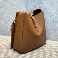 Replica di lusso Borsa Hobo Grande YSL Saint Laurent Le 5 à 7 morbida marrone Imitazioni Cloni Borsa Hobo Grande YSL Saint Laurent Le 5 à 7 morbida marrone firmate