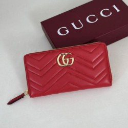 Cloni Portafoglio Gucci GG Marmont trapuntato con cerniera 443123 Rosso firmate