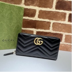 Cloni Portafoglio Gucci GG Marmont trapuntato con cerniera 443123 nero firmate