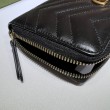 Portafoglio Gucci GG Marmont trapuntato con cerniera 443123 nero
