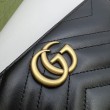 Portafoglio Gucci GG Marmont trapuntato con cerniera 443123 nero