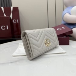Cloni Portafoglio continentale Gucci GG Marmont 443436 grigio firmate