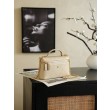 Chanel 26P Beauty case sottile con manico superiore trapuntato e catena AP5100 Beige