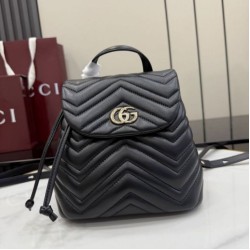 Cloni Zaino Gucci Mini GG Marmont matelassé a chevron Nero firmate