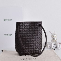 Borse Replica a secchiello piccola Andiamo di Bottega Veneta Borgogna