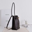 Borse Replica a secchiello piccola Andiamo di Bottega Veneta Borgogna