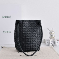 Borsa Replica 1:1 a secchiello piccola Andiamo di Bottega Veneta Nero