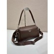 Borsa a tracolla Prada Brique Explore 2VH206 Marrone