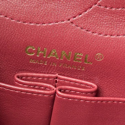 Borsa Chanel Reissue 2.55 26S pelle rugosa/gonfia Double Flap A37586 nera
