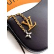 Bora Pari all'originale replica LV Pochette LV Bloom M25525 Nera