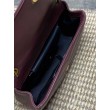Borsa piccola YSL Saint Laurent Loulou trapuntata Borgogna
