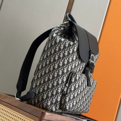 Replica di lusso Zaino Dior Heritage Saddle Flap Uomo Imitazioni Cloni Zaino Dior Heritage Saddle Flap Uomo firmate