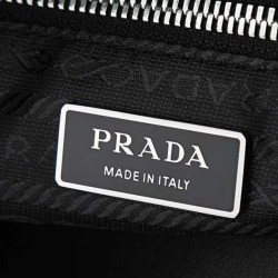Replica di lusso Borsa a tracolla grande Prada Fold 1BC288 Nera/Marrone Imitazioni Cloni Borsa a tracolla grande Prada Fold 1BC288 Nera/Marrone firmate