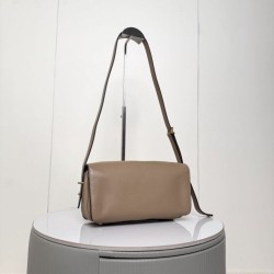 Replica di lusso Perfetta a tracolla media Balenciaga Le 7 albicocca Imitazioni Cloni Replica Perfetta a tracolla media Balenciaga Le 7 albicocca firmate