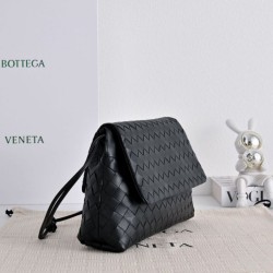 Borsa a tracolla Bottega Veneta Giorno Intrecciato nera