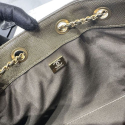 Borsa a tracolla Chanel AS5293 con coulisse Verde