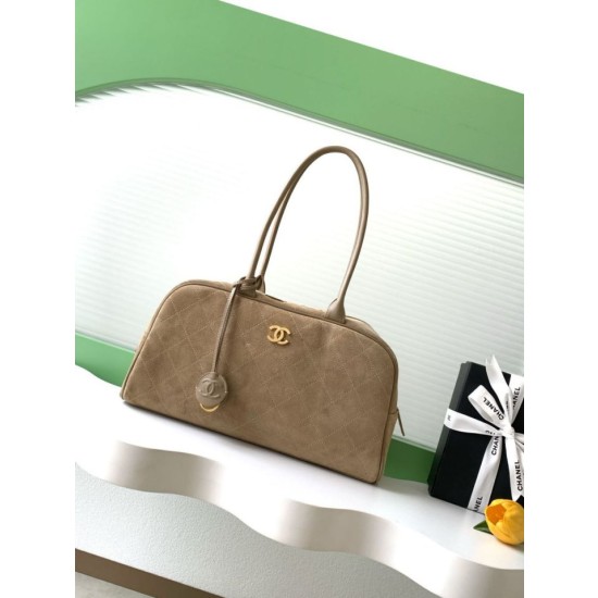 Borsa Chanel 26S Maxi Bowling AS6211 scamosciata di vitello beige scuro