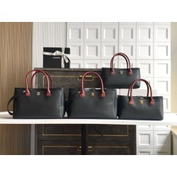 Imitazioni borse griffate tote Chanel Cerf Executive piccola/grande nera