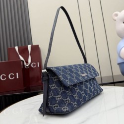 Replica di lusso Borse a tracolla media Gucci 874744 Madison Denim GG blu scuro Imitazioni Cloni Borse Replica a tracolla media Gucci 874744 Madison Denim GG blu scuro firmate