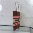 Borsa tote Miu Miu crochet rafia 5BG248 con ricami verticali Borsa tote Miu Miu crochet rafia 5BG248 con ricami verticali