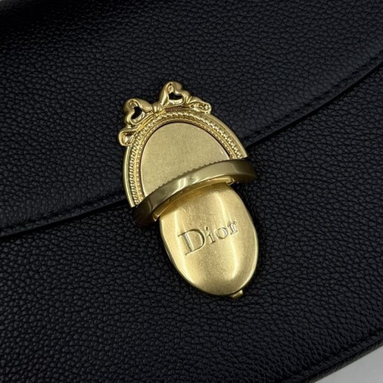 Cloni Borsa a tracolla Dior Médaillon M3920 nera firmate