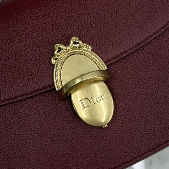 Replica di lusso Borsa a tracolla Dior Médaillon 23cm M3920 Borgogna Imitazioni Cloni Borsa a tracolla Dior Médaillon 23cm M3920 Borgogna firmate