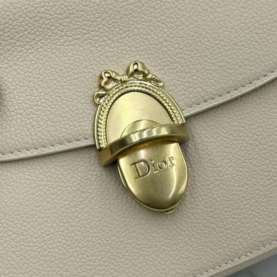 Replica di lusso Borse Firmate a tracolla Dior Médaillon 23cm M3920 albicocca Imitazioni Cloni Borse Firmate Replica a tracolla Dior Médaillon 23cm M3920 albicocca firmate