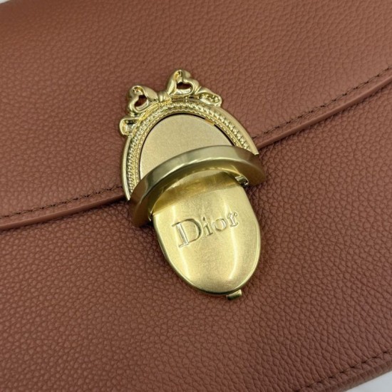 Replica di lusso Borsa a tracolla Dior Médaillon 23cm M3920 Marrone Imitazioni Cloni Borsa a tracolla Dior Médaillon 23cm M3920 Marrone firmate