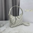 Borse Replica a tracolla Dior 30 Montaigne Miss Caro Oblique beige/grigio