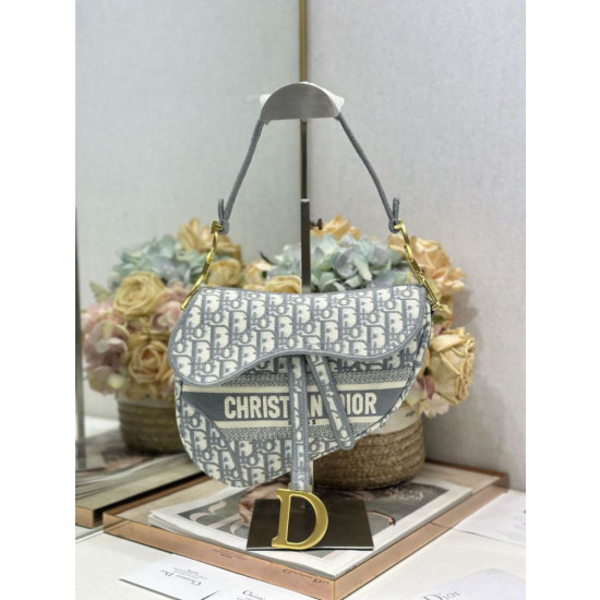 Borsa Replica 1:1 a tracolla Dior Saddle Oblique ricamata grigia Borsa Replica 1:1 a tracolla Dior Saddle Oblique ricamata grigia