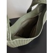 Bora Pari all'originale replica hobo da uomo di Bottega Veneta Veneto