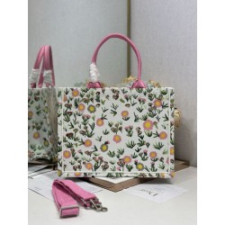 Borse Firmate Replica tote Dior Book multicolore con ricamo Daisy Garden e manico rosa