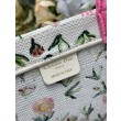 Borse Firmate Replica tote Dior Book multicolore con ricamo Daisy Garden e manico rosa