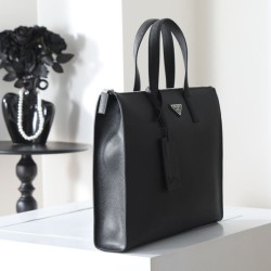 Sito Replica Borsa tote Prada Saffiano 2VG039 nera Imitazioni Replica perfette Borsa tote Prada Saffiano 2VG039 nera