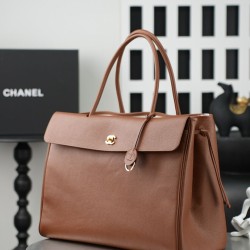 Sito Replica Borsa tote Chanel AS6289 Jennie marrone Imitazioni Replica perfette Borsa tote Chanel AS6289 Jennie marrone