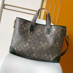 Replica perfette Borse  tote Louis Vuitton Uptown M29269 verde con 163 fiches