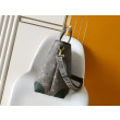 Borse Replica tote Louis Vuitton Uptown M29269 verde con 163 fiches Borse Replica tote Louis Vuitton Uptown M29269 verde con 163 fiches