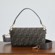 Borsa Fendi Medio Baguette tessuto jacquard FF marrone