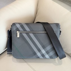 Sito Replica Borse a tracolla Burberry Grid con logo equestre Grigio Imitazioni Replica perfette Borse a tracolla Burberry Grid con logo equestre Grigio