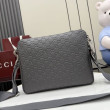 Borsa a tracolla media Gucci 850214 con emblema GG grigio
