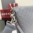 Borsa a tracolla media Gucci 850214 con emblema GG grigio
