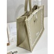 Borsa a mano Dior Piccolo/Medio/Grande Book Tote con nastro albicocca