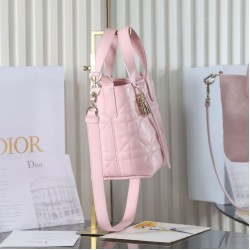 Sito Replica Borsa piccola verticale Dior Toujours M2835 rosa Imitazioni Replica perfette Borsa piccola verticale Dior Toujours M2835 rosa