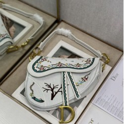Sito Replica Borse Alta Qualità a tracolla Dior Saddle ricamata bianca Imitazioni Replica perfette Borse Alta Qualità a tracolla Dior Saddle ricamata bianca