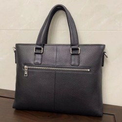 Sito Replica Borse Imitazioni a tracolla/da lavoro classica Business Briefcase Prada nera Imitazioni Replica perfette Borse Imitazioni a tracolla/da lavoro classica Business Briefcase Prada nera