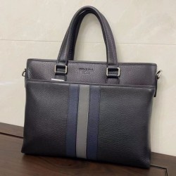 Replica perfette Borse Imitazioni a tracolla/da lavoro classica Business Briefcase Prada nera 
